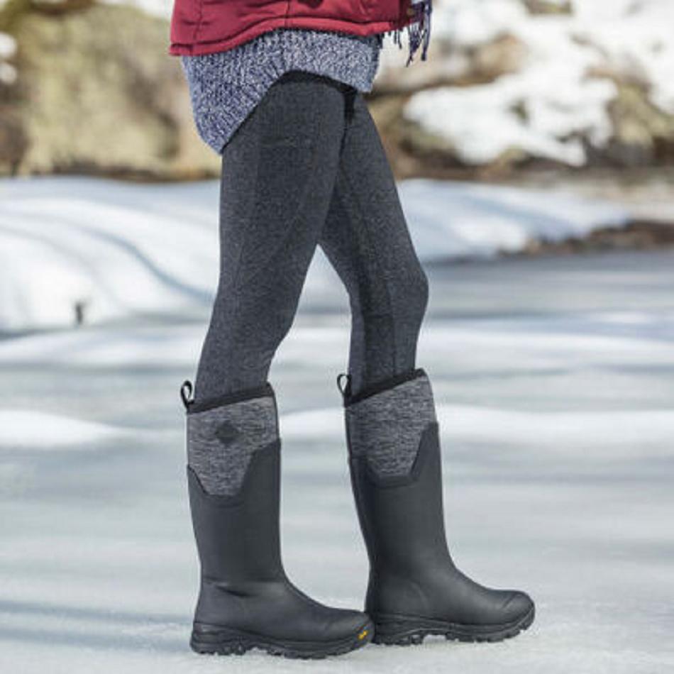 Muck Boot Arctic Ice Tall + Vibram Arctic Grip A.T. Women's Snow Black | US_QX3915